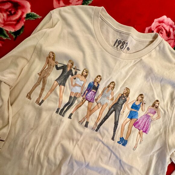 Taylor Swift 1989 (Taylor’s Version) Long Sleeve Shirt | Size Large | Beige - Picture 6 of 10
